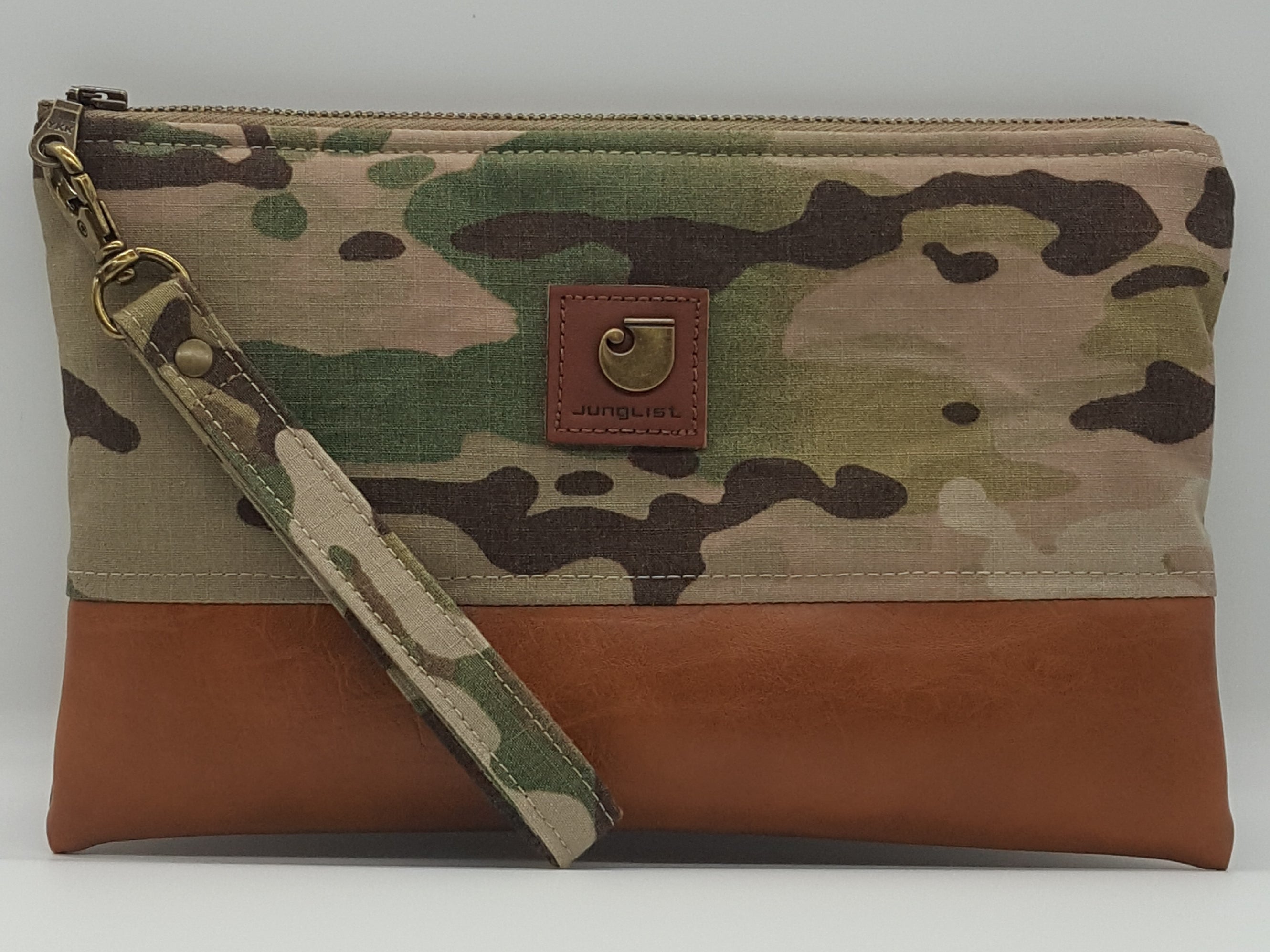 Gauge Camo Clutch Bag - アクセサリー